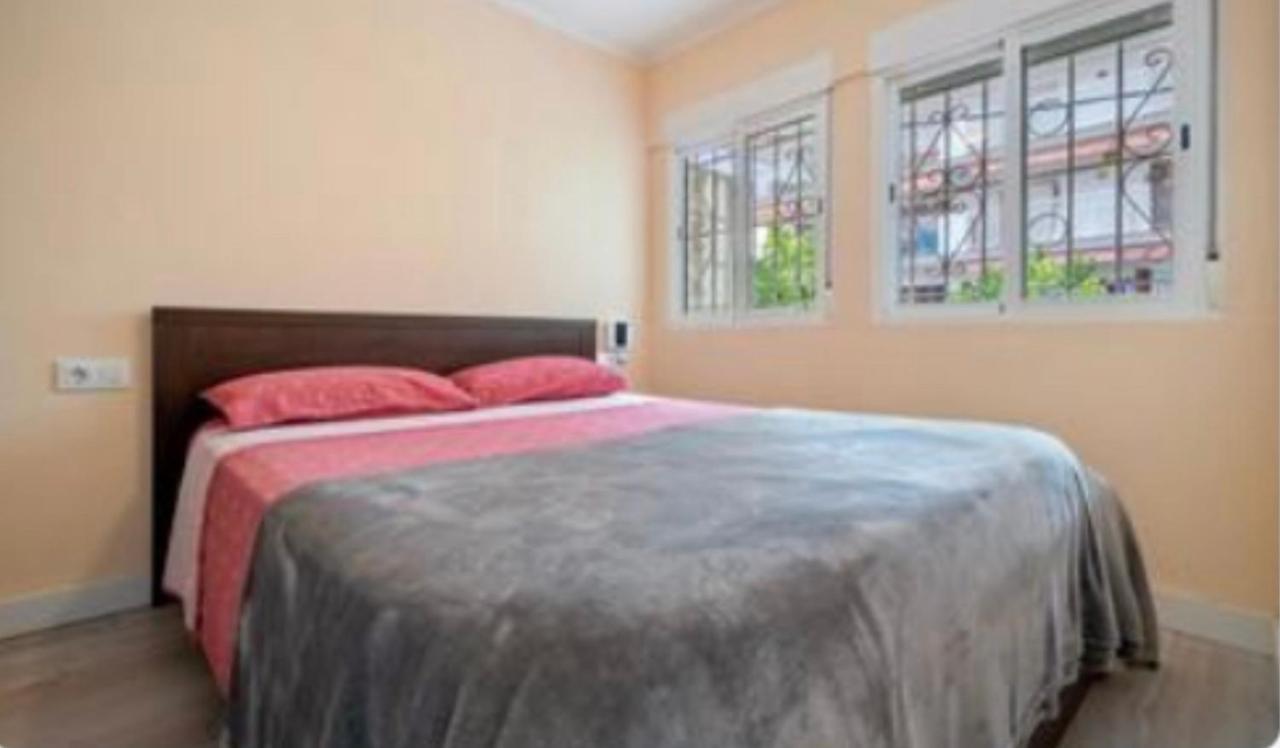 Petit Salou Apartment Bagian luar foto